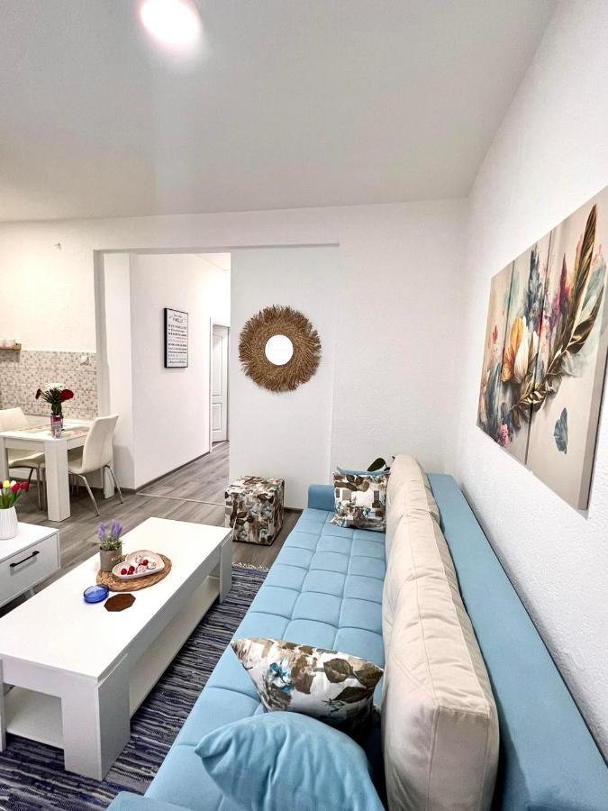 M Apartman Foca Exterior photo